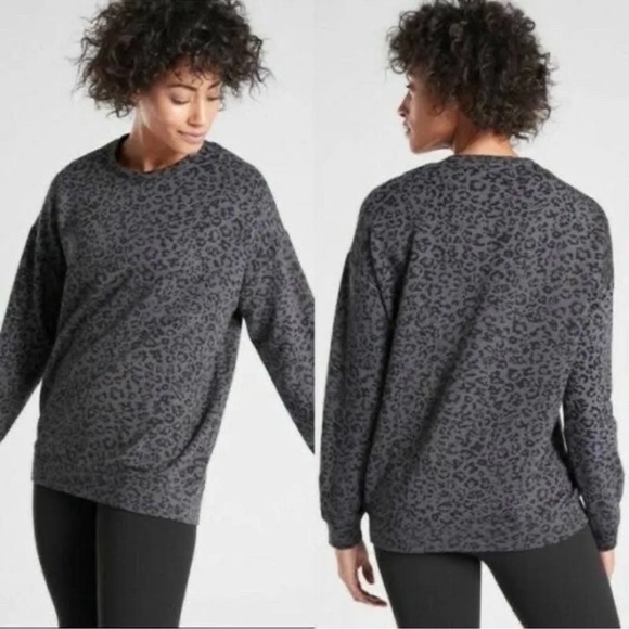 Athleta Tops - Athleta Medium Gray Leopard Print Luxe Sweatshirt